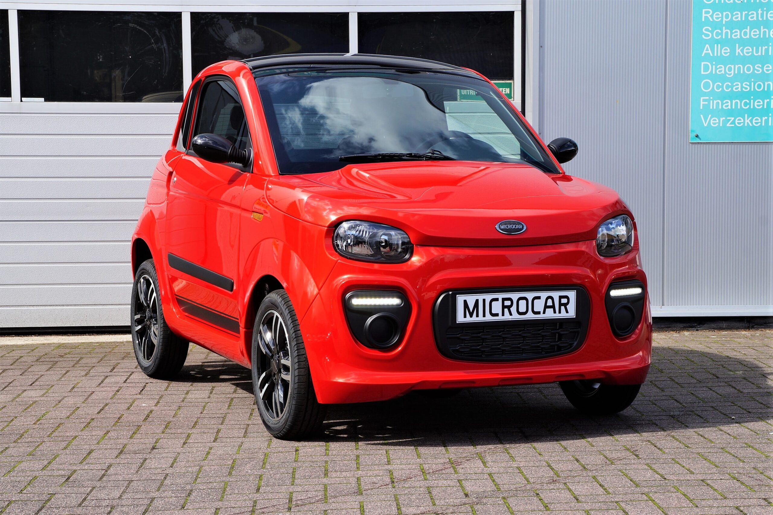 Microcar Dué — Rouge